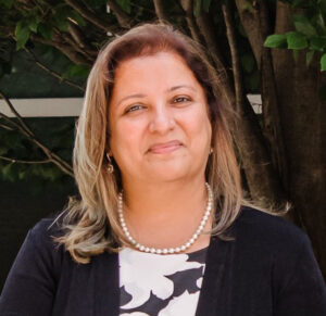 Vandana Janeja headshot