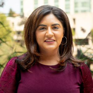 Zehra Zaidi headshot